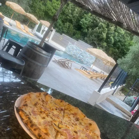 Летний дом A La Campagne Oreta